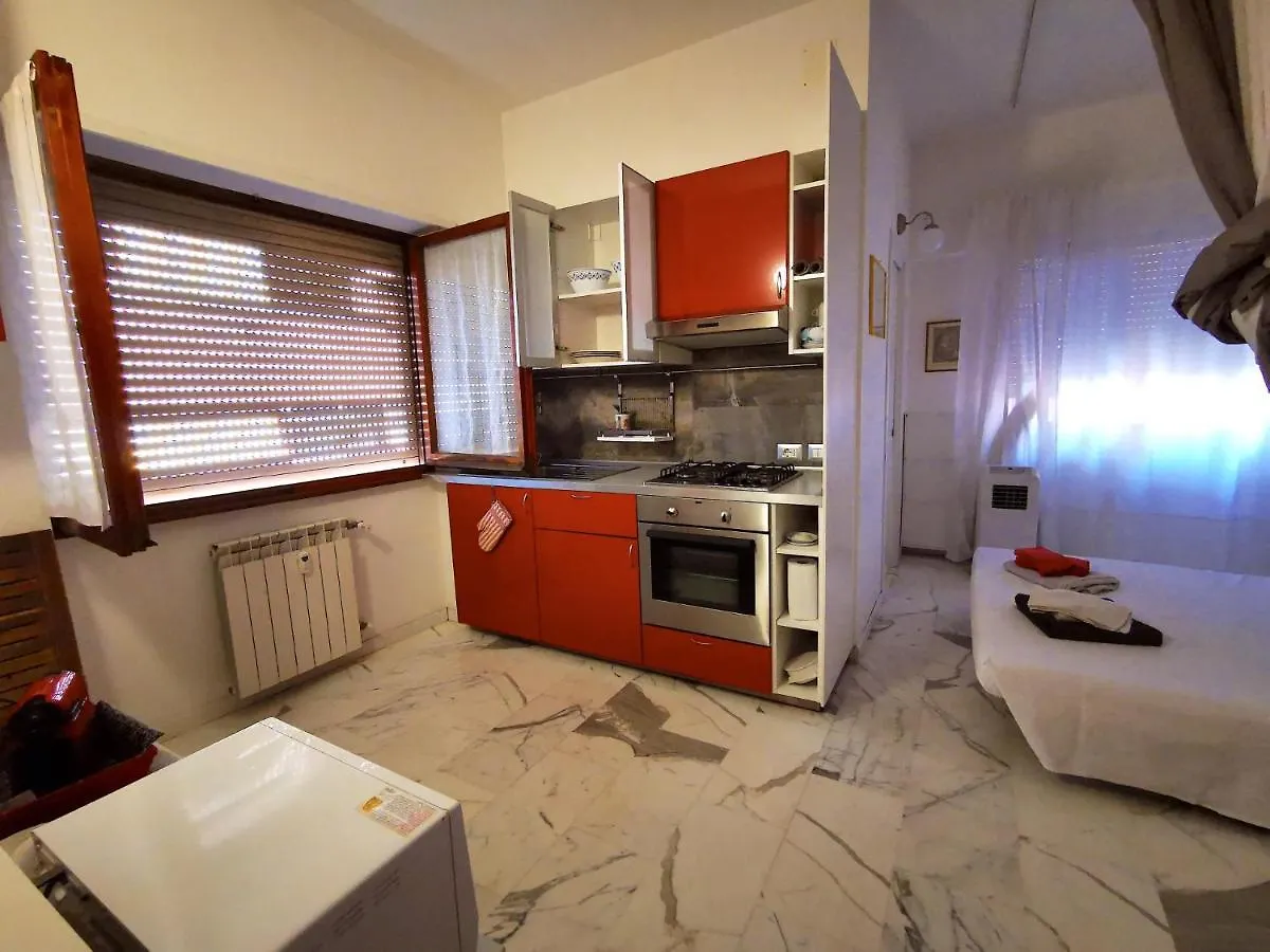 Rouge Studio - 10 Min From Vatican Apartment